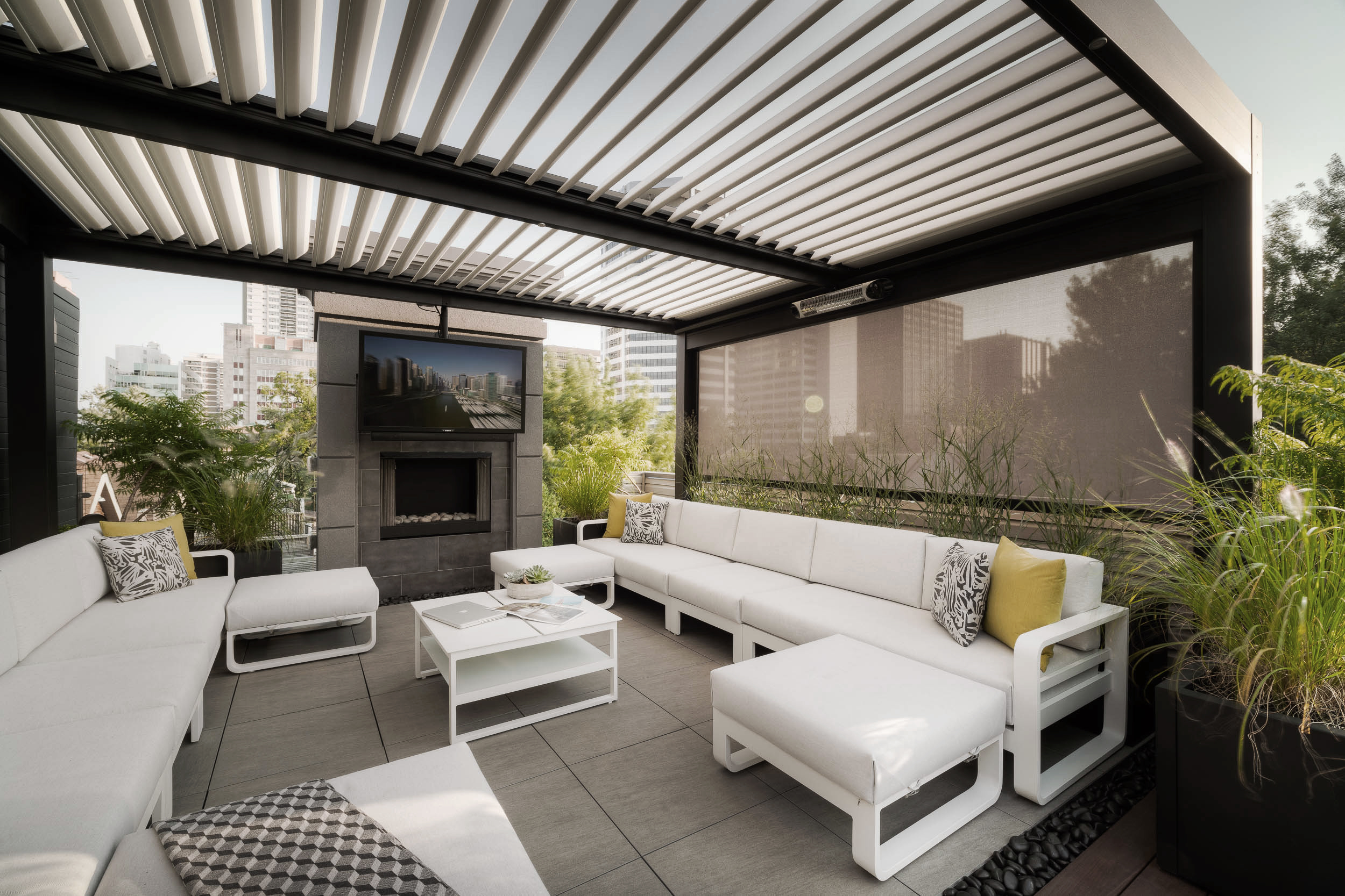 Modern bioclimatic pergola