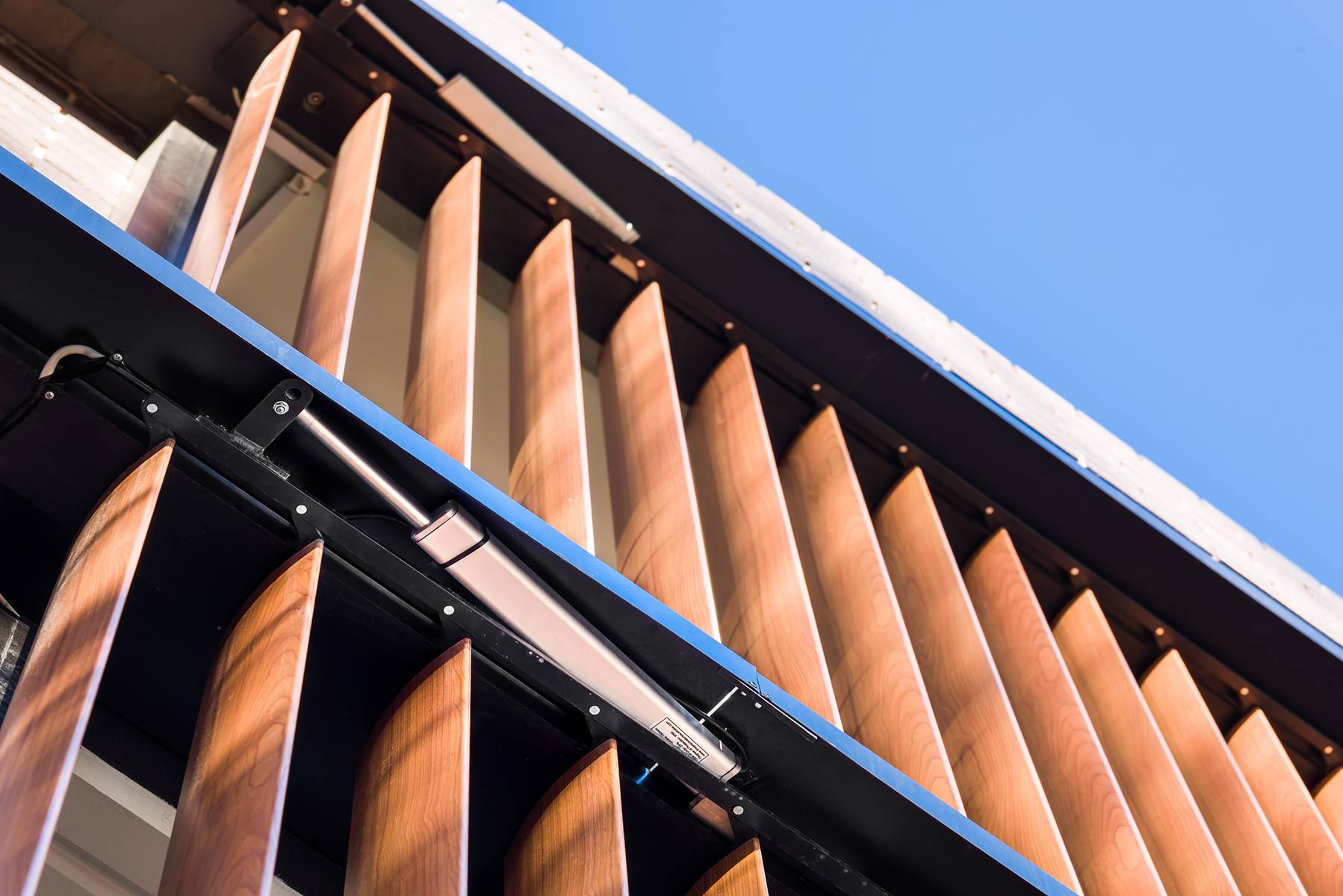 LouvreClad_Bupa_QueensPark_NSW_LowRes_008.jpg