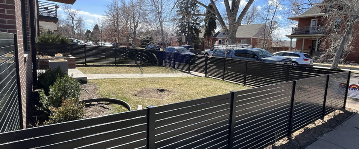 Residential-Aluminum-Fences