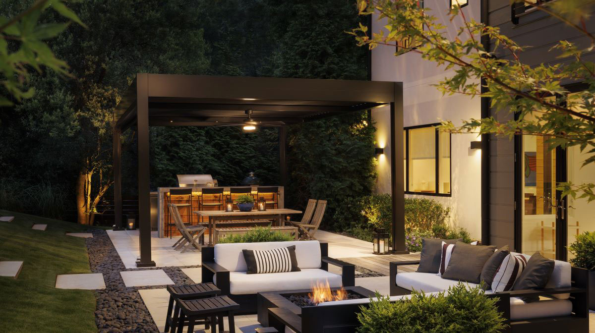 Residential-louvered-pergola