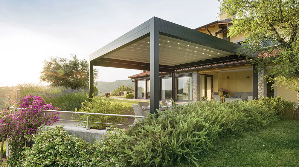 Beautiful-Motorized-Retractable-Awning
