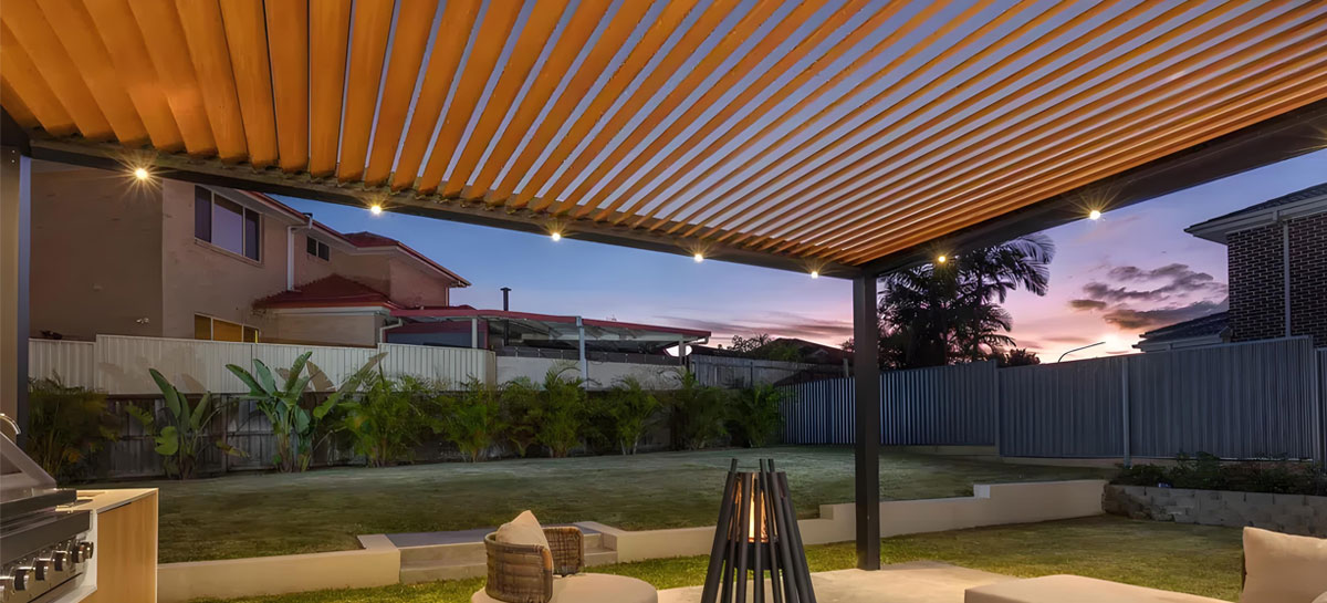 Wooden-Grain-Pergola-with-Opening-Louver-Roof.jpg Wooden-Grain-Pergola-with-Opening-Louver-Roof.jpg