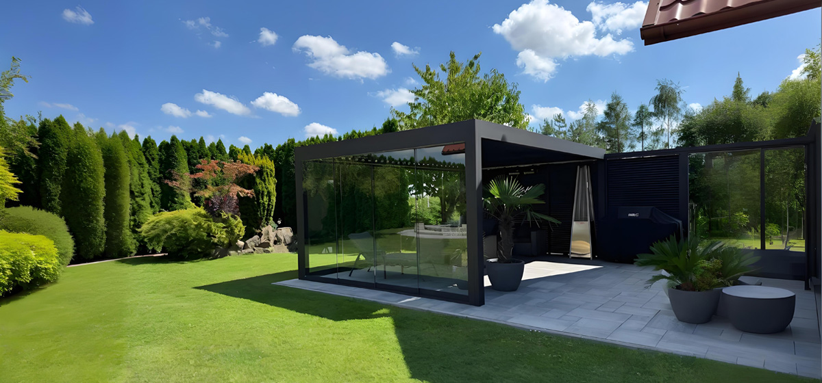 Backyard Pergola Oasis: Discover Stylish Outdoor Solutions