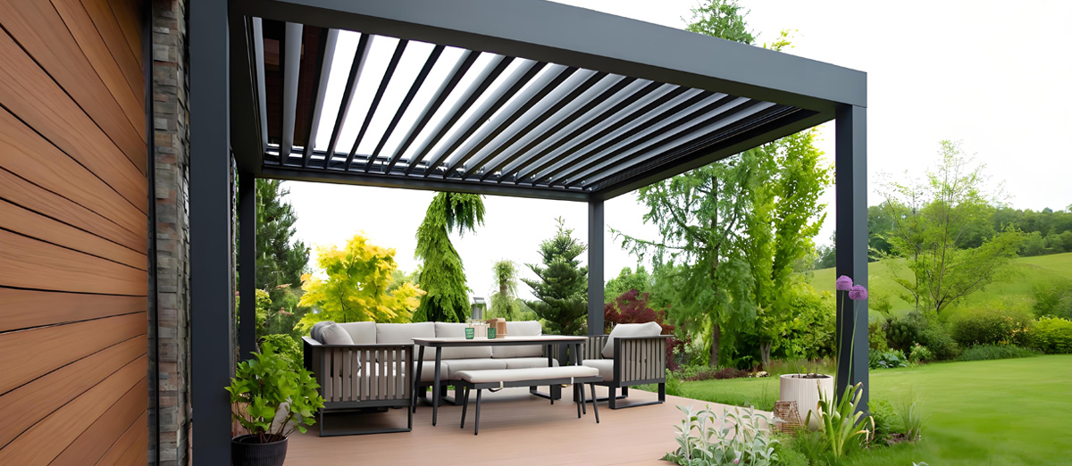 Adjustable-Louvered-Pergola-for-Outdoor-Patio-Sun-Shade