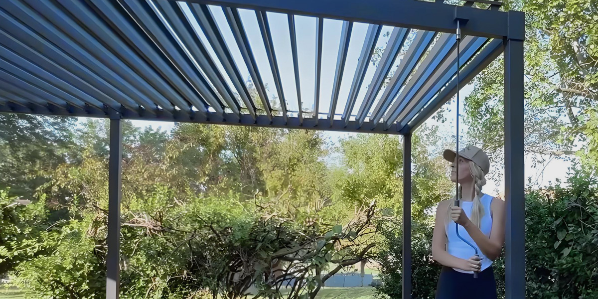 Backyard-Pergola-with-Manual-Operation